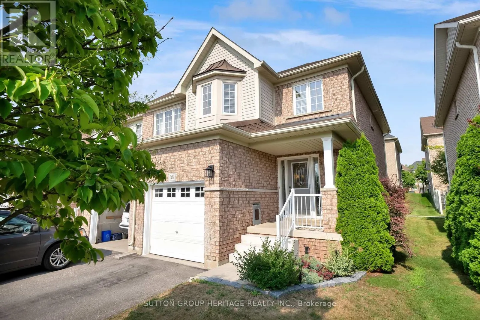 38 - 460 WOODMOUNT DRIVE