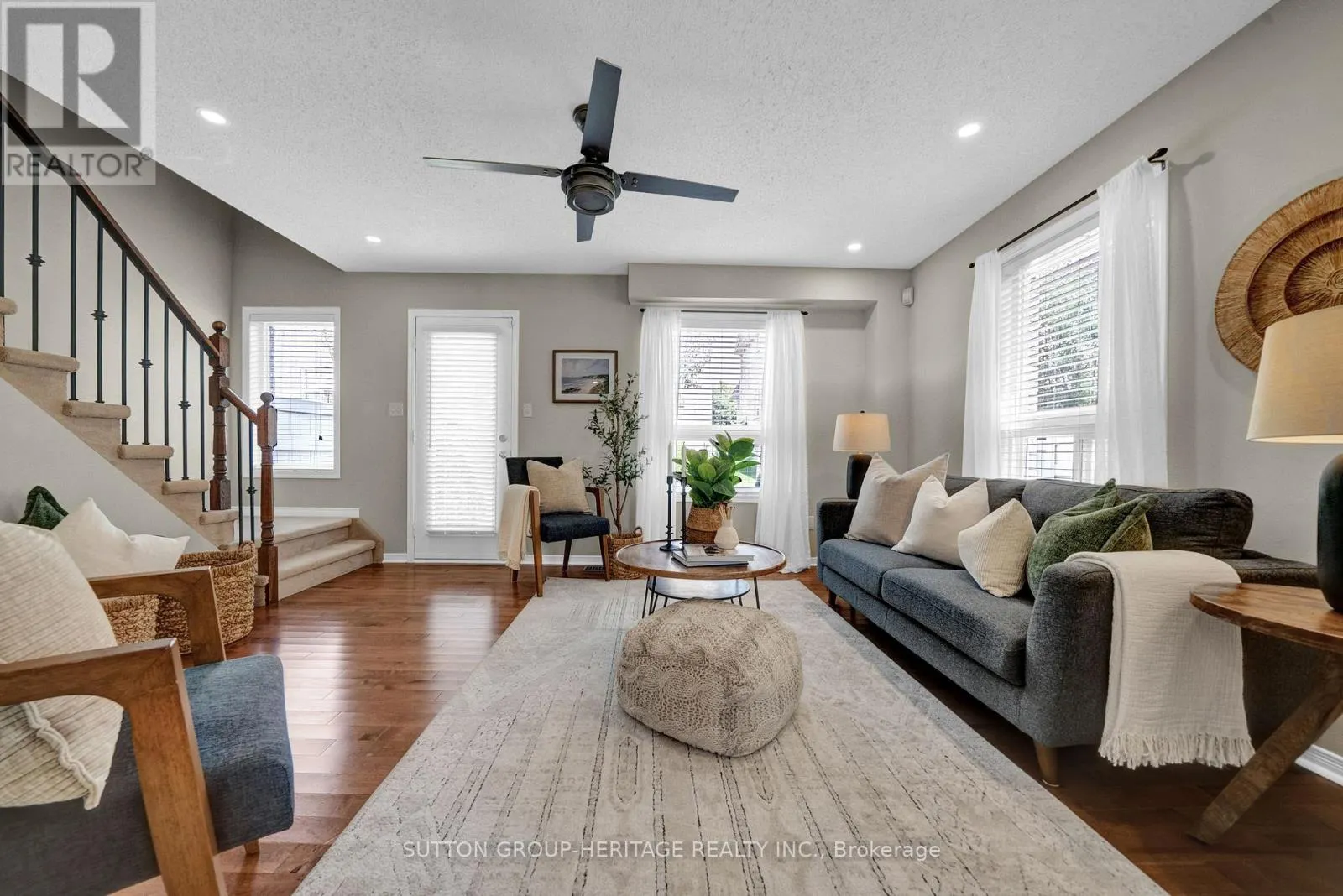 38 - 460 WOODMOUNT DRIVE