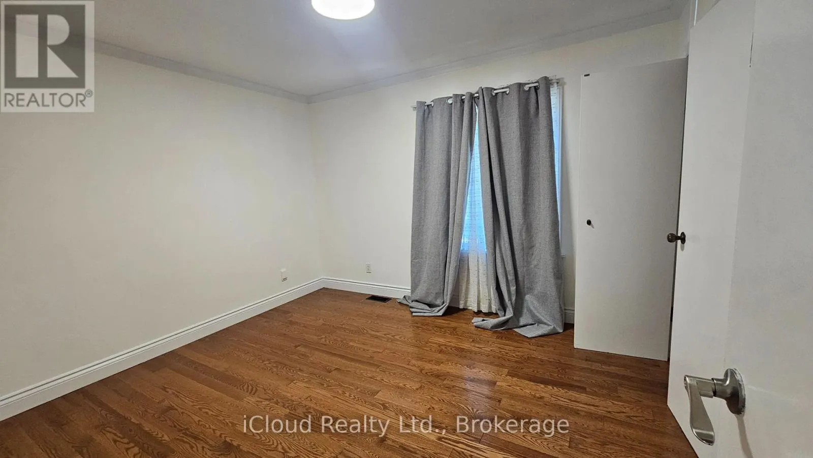 MAIN - 111 BEXHILL AVENUE