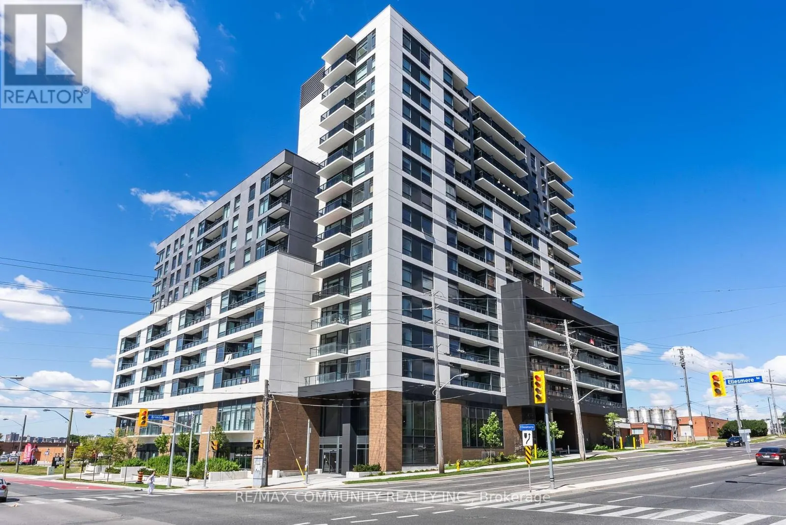 206 - 1350 ELLESMERE ROAD