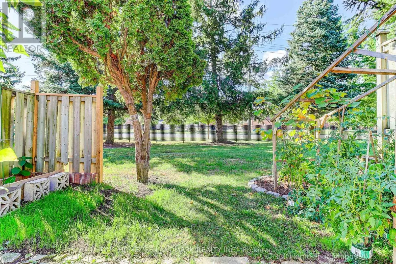 133 HUNTINGDALE BOULEVARD