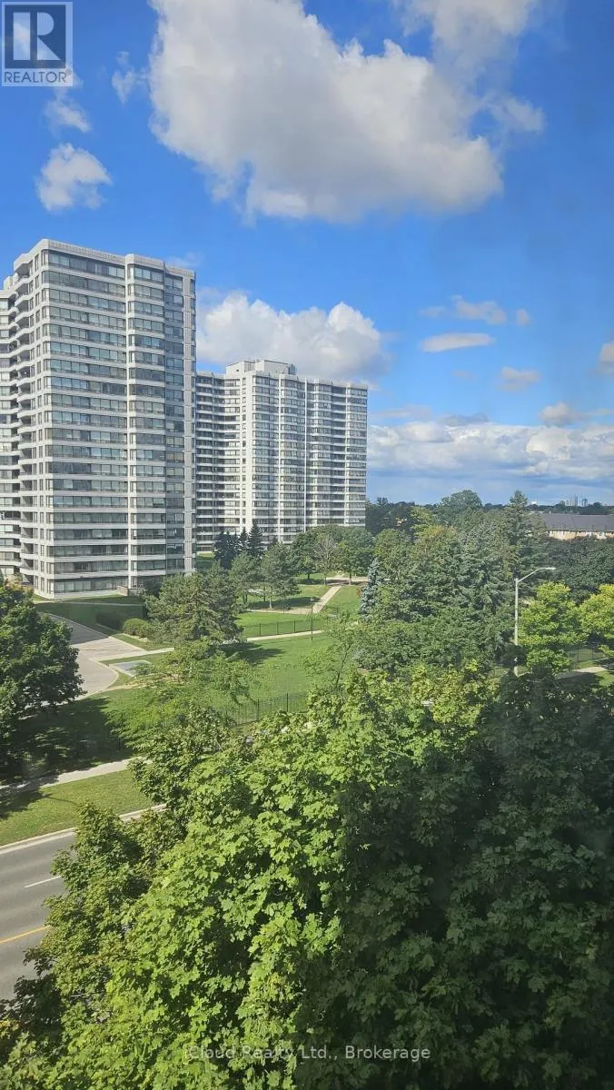604 - 80 ALTON TOWERS CIRCLE