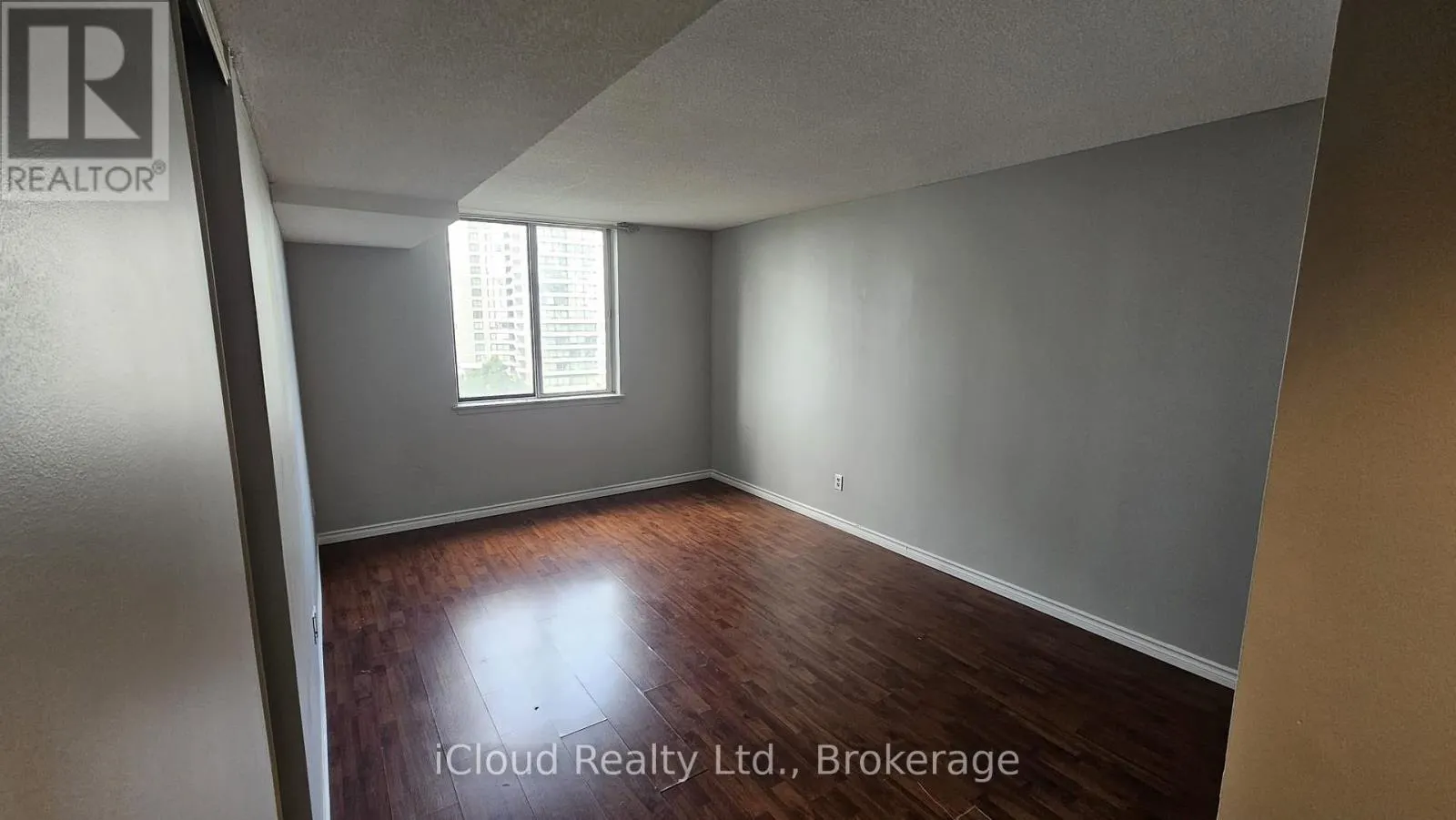 604 - 80 ALTON TOWERS CIRCLE