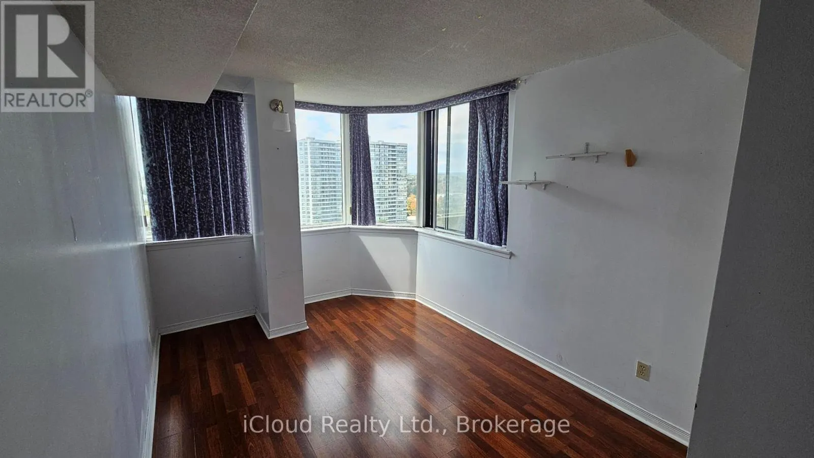 1507 - 80 ALTON TOWERS CIRCLE