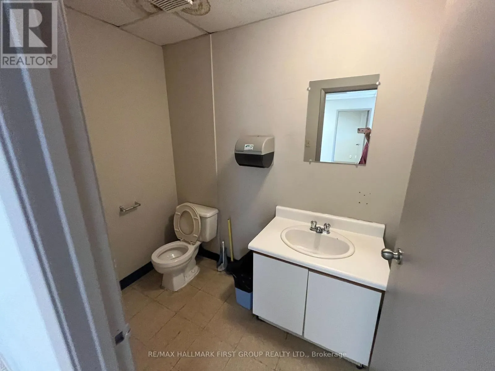 26 - 520 WESTNEY ROAD S