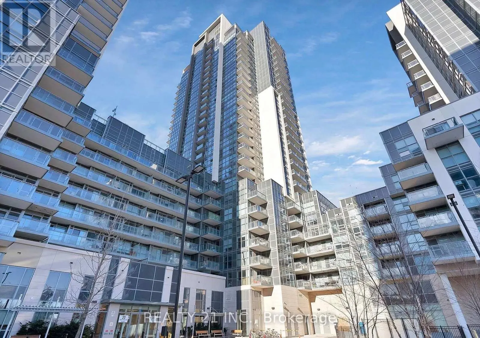 519 - 30 MEADOWGLEN PLACE