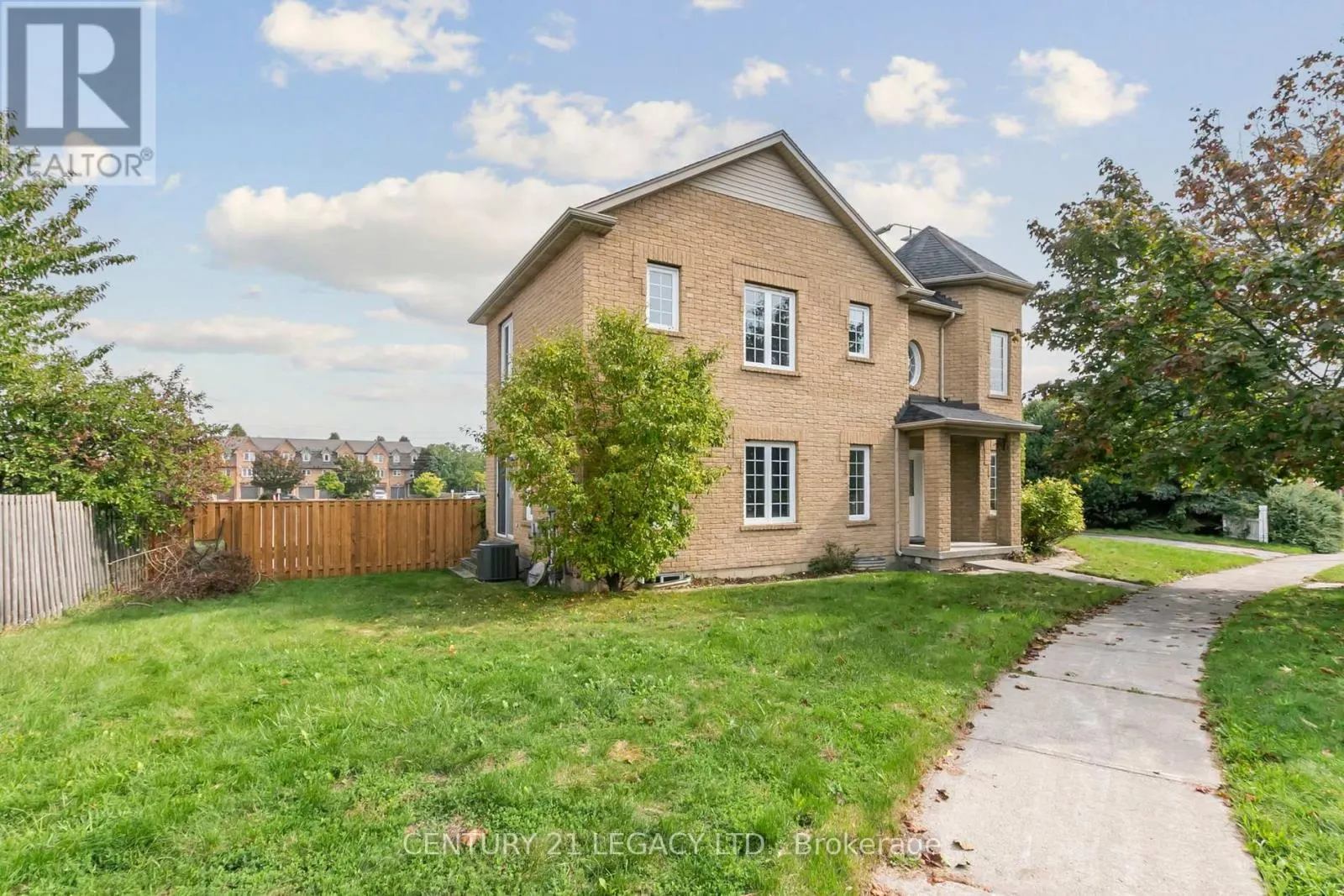 1 BRIMFOREST GATE