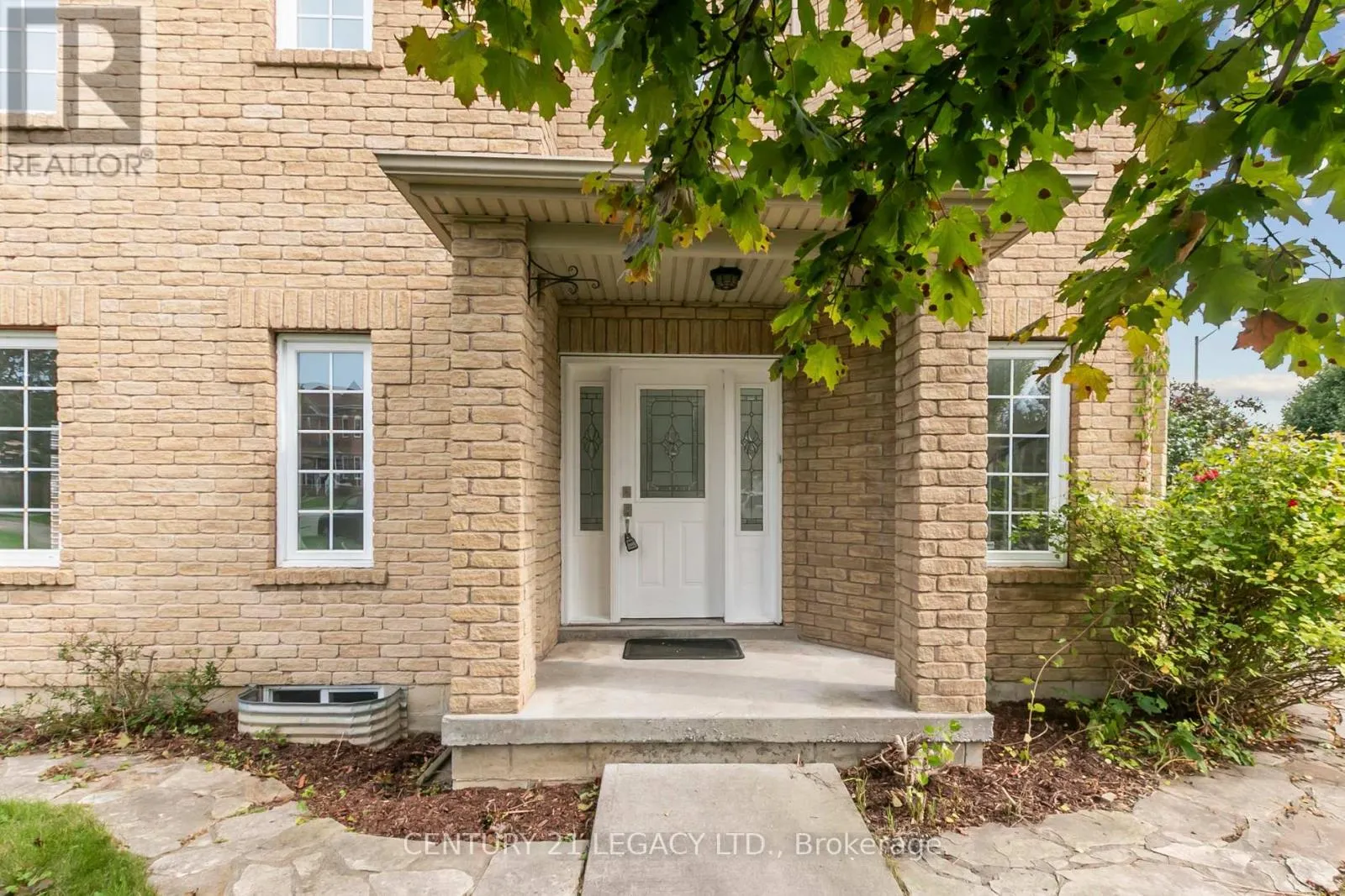 1 BRIMFOREST GATE