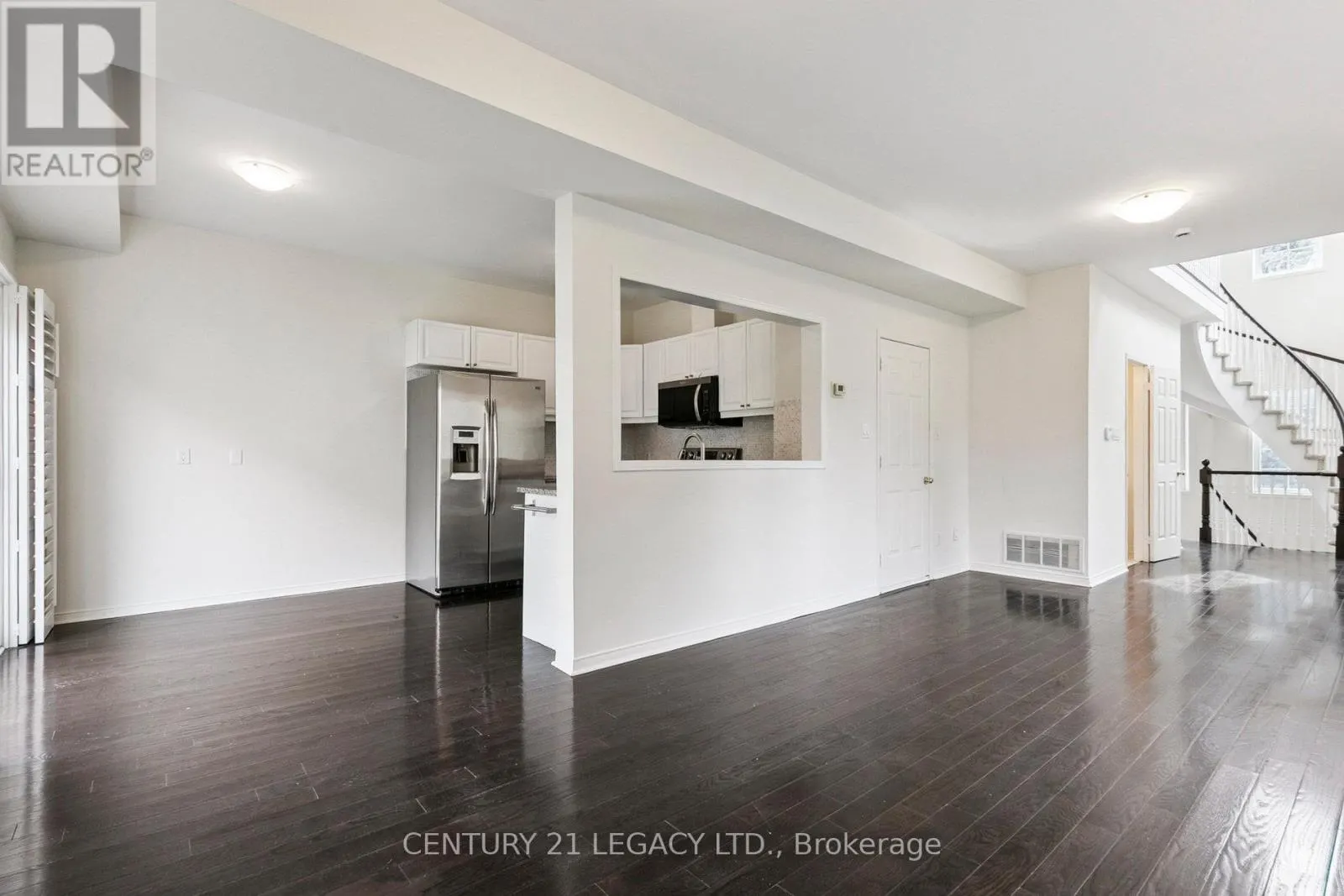 1 BRIMFOREST GATE