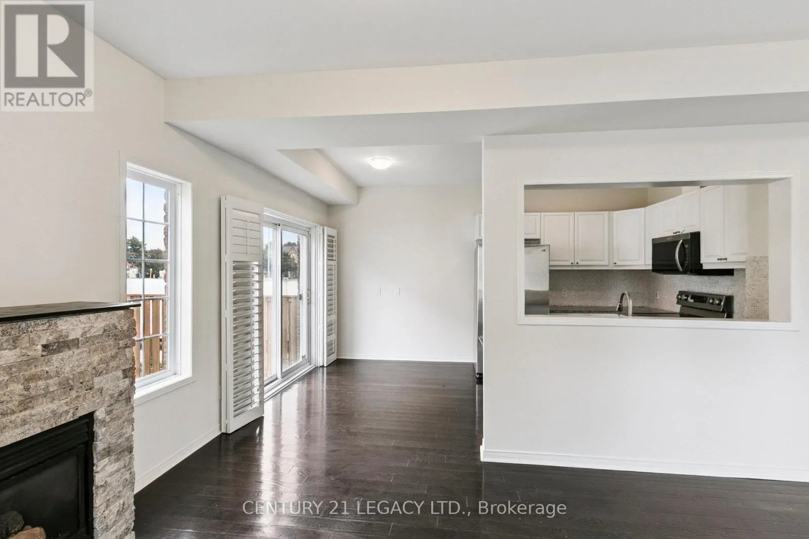 1 BRIMFOREST GATE