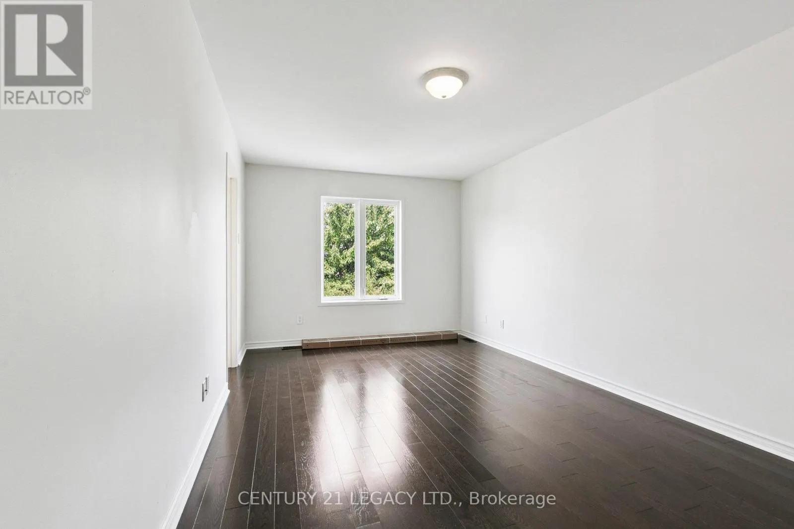 1 BRIMFOREST GATE