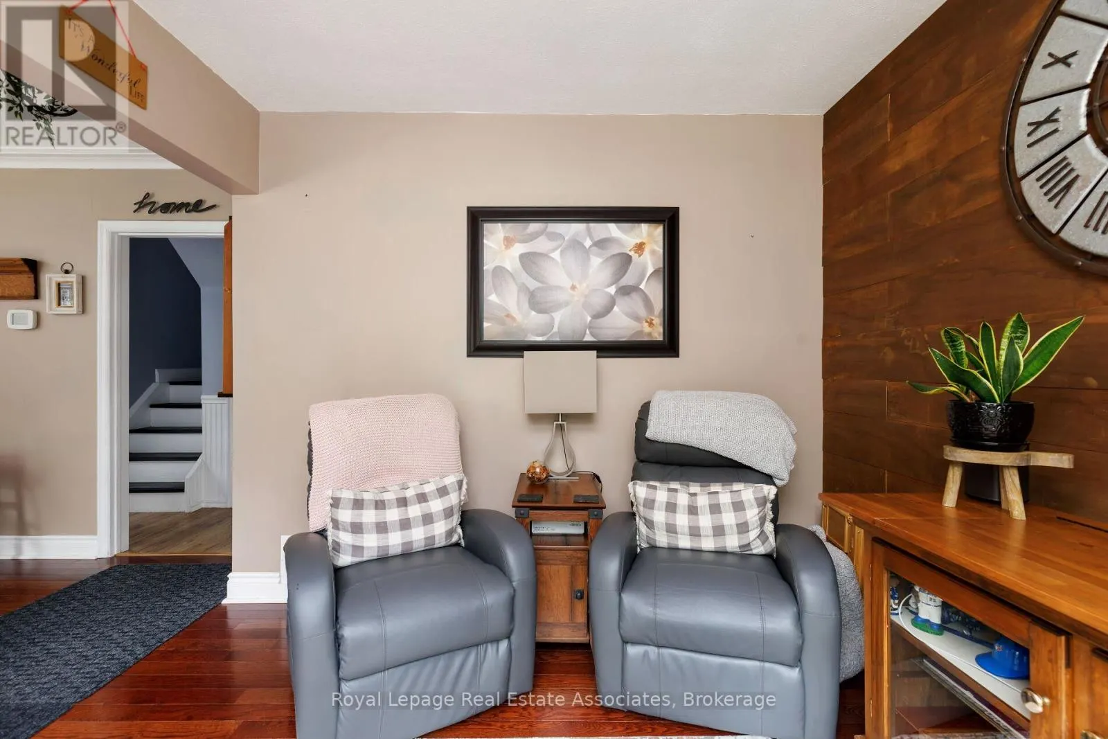 7 MAYBOURNE AVENUE