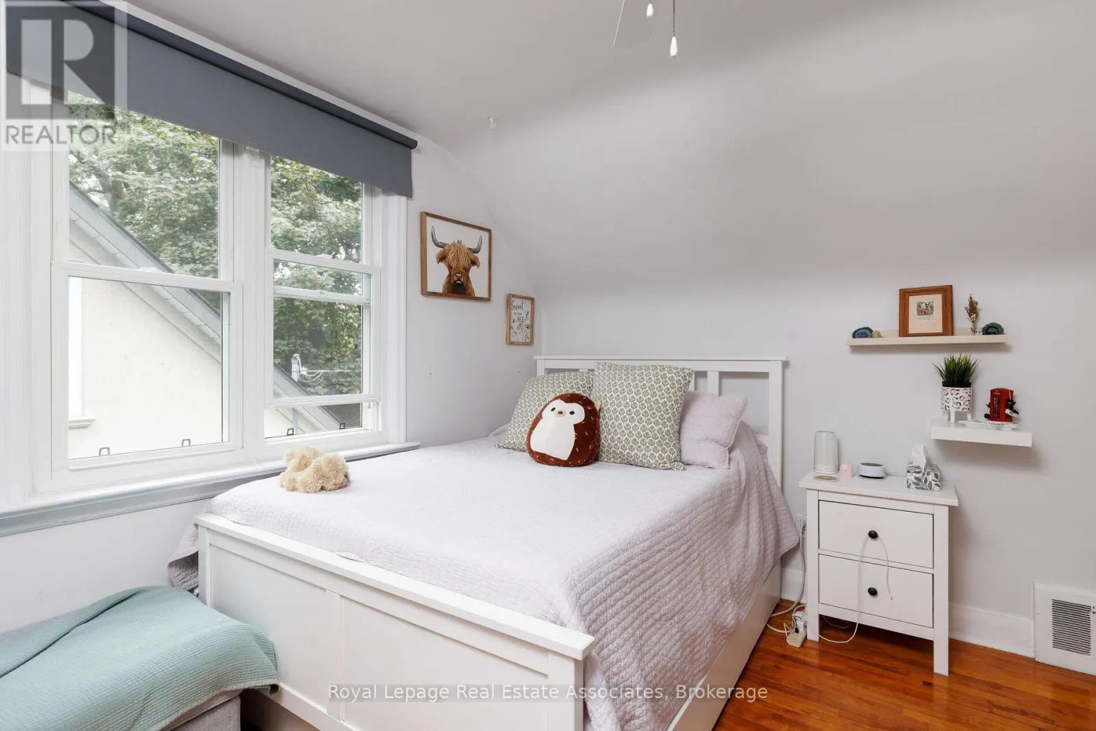 7 MAYBOURNE AVENUE