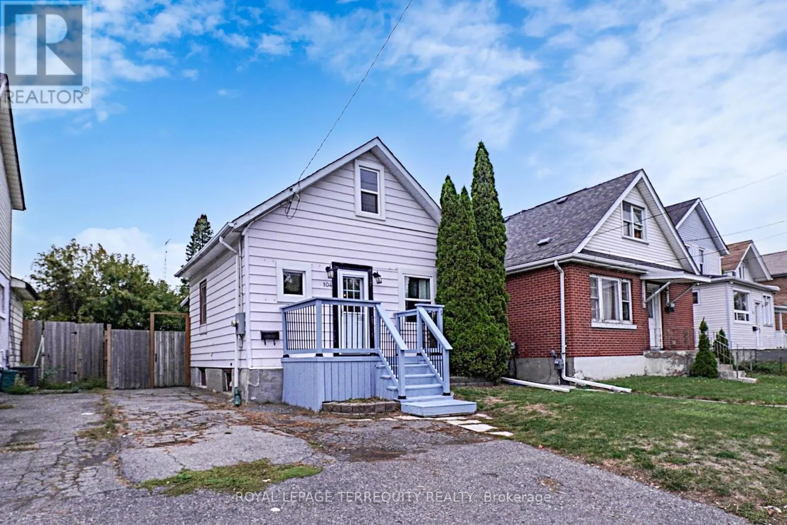 104 PARK ROAD S