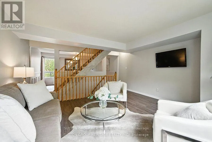 29 - 601 GALAHAD DRIVE