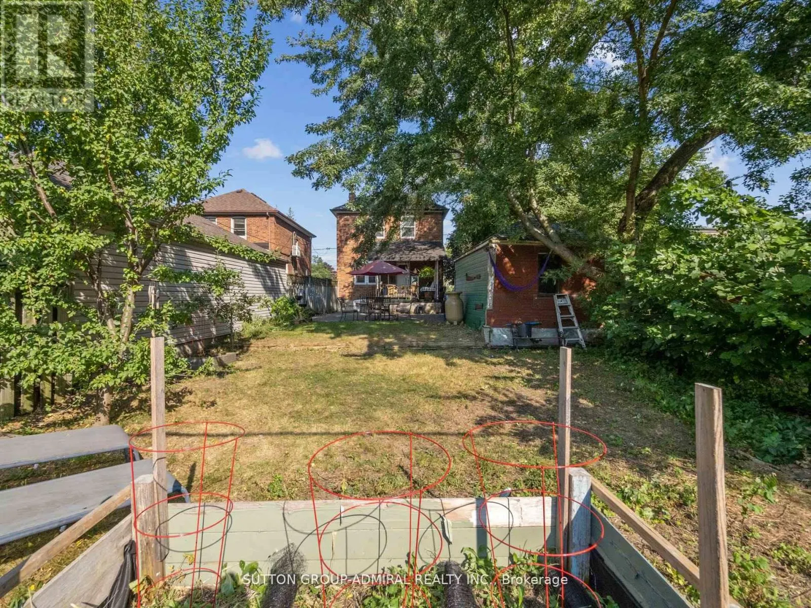 4 DON MILLS ROAD