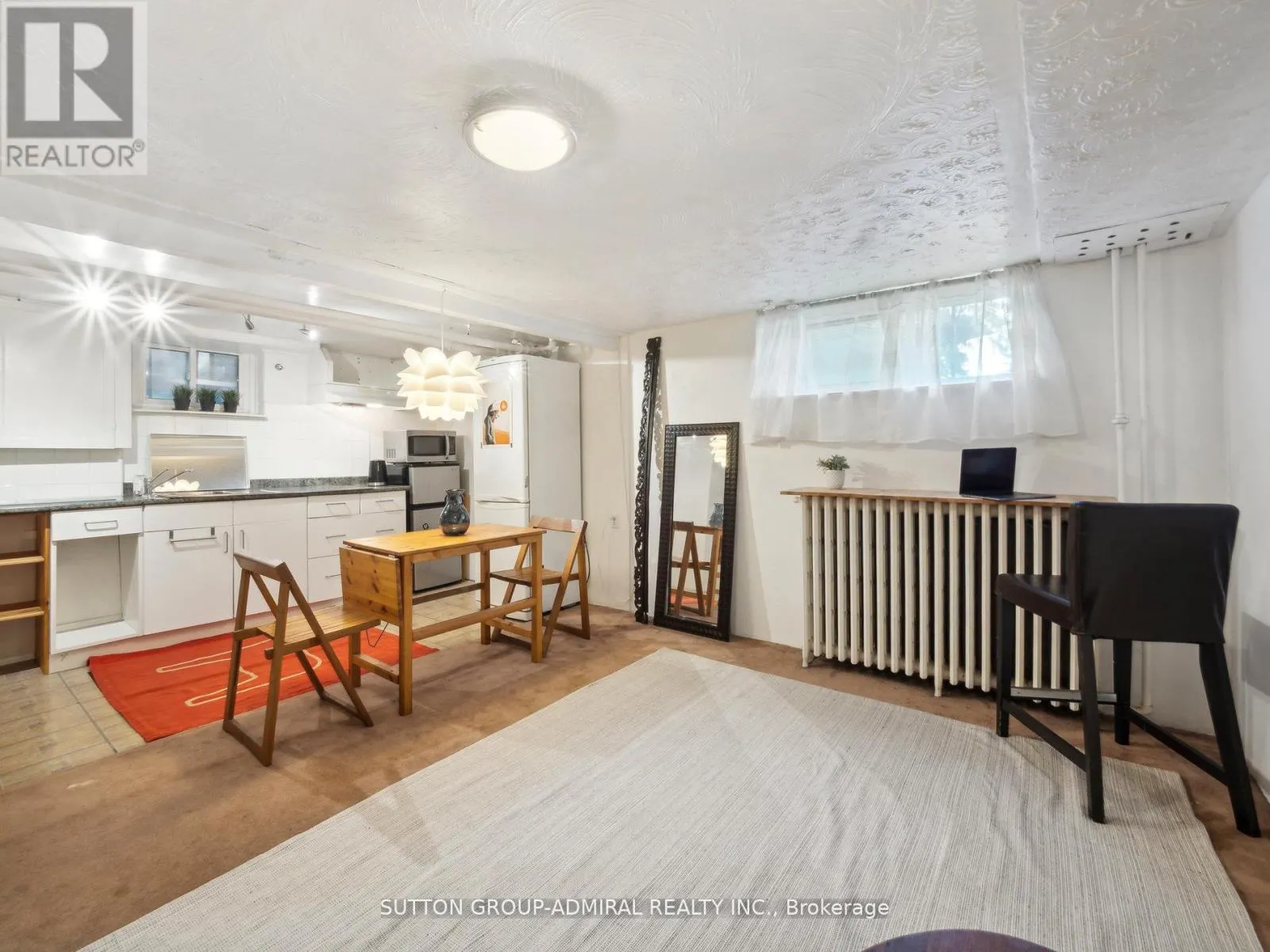 4 DON MILLS ROAD