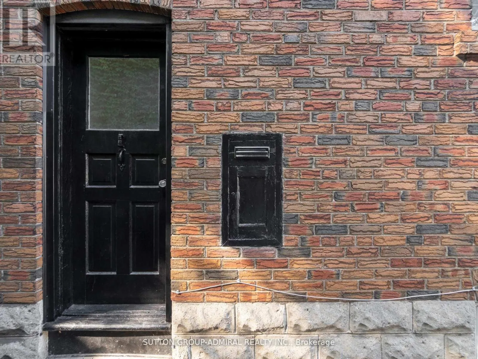 4 DON MILLS ROAD