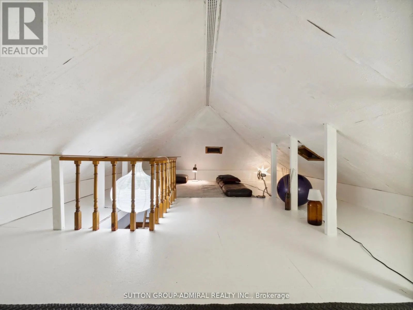 4 DON MILLS ROAD