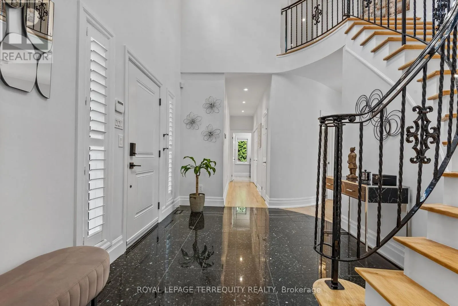 507 ROUGEMOUNT DRIVE