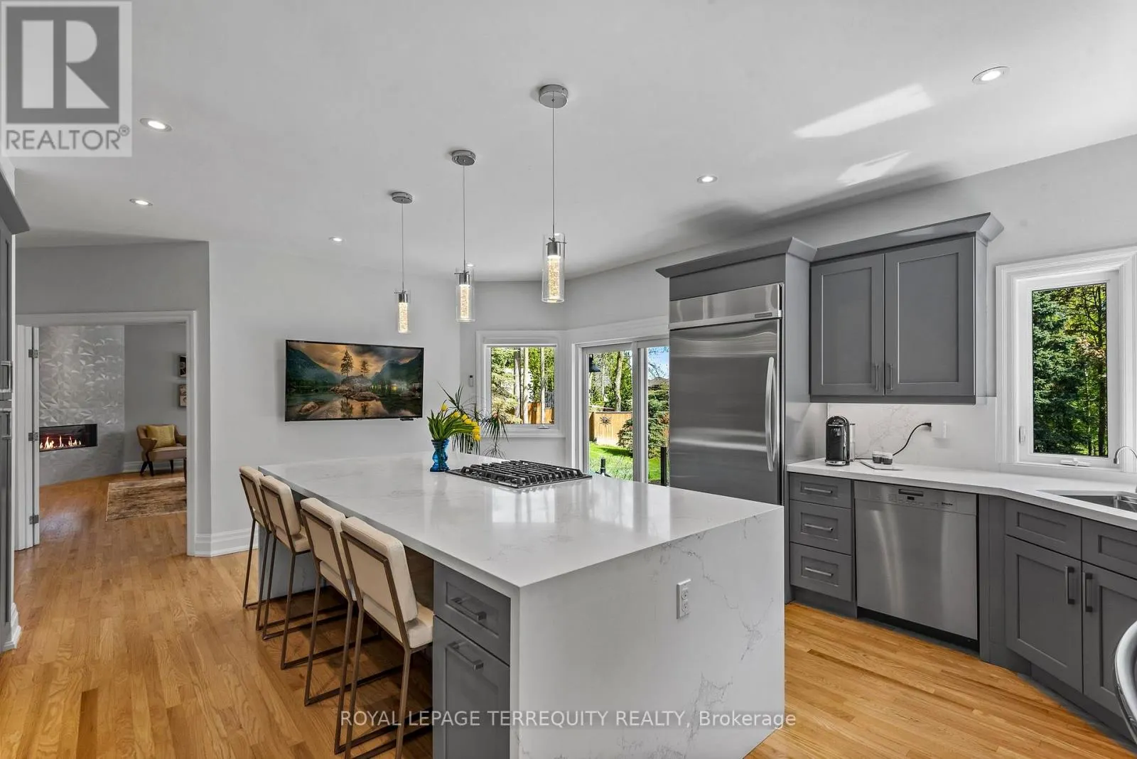 507 ROUGEMOUNT DRIVE