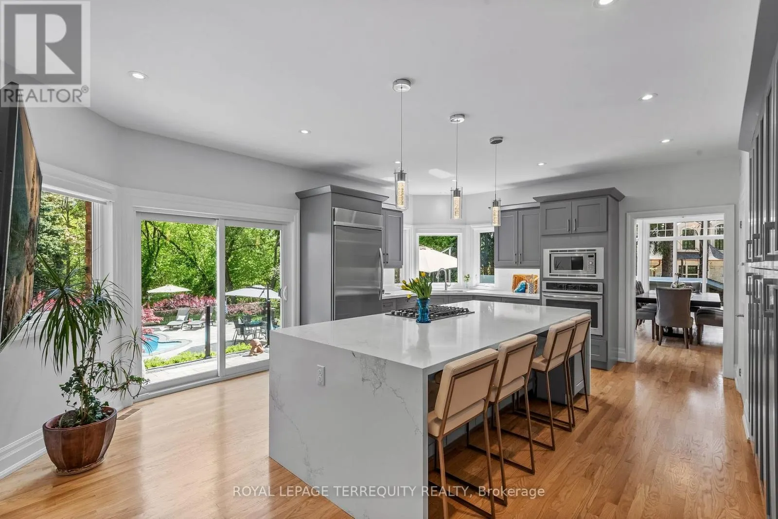 507 ROUGEMOUNT DRIVE