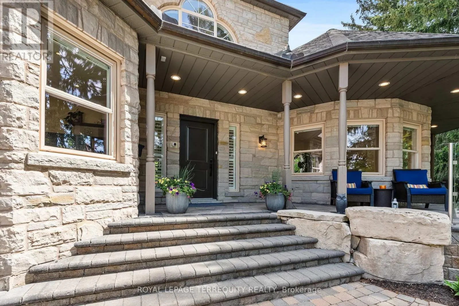 507 ROUGEMOUNT DRIVE