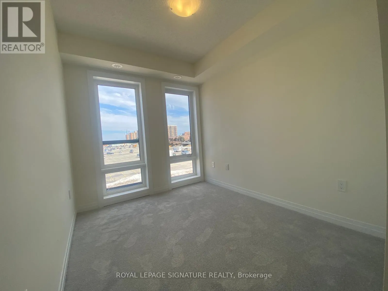 23 - 10 LIBEN WAY
