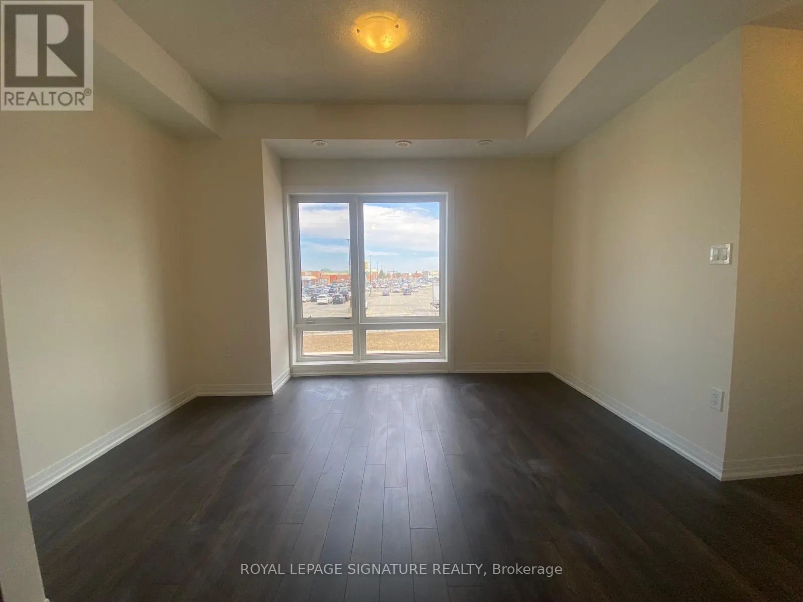 23 - 10 LIBEN WAY