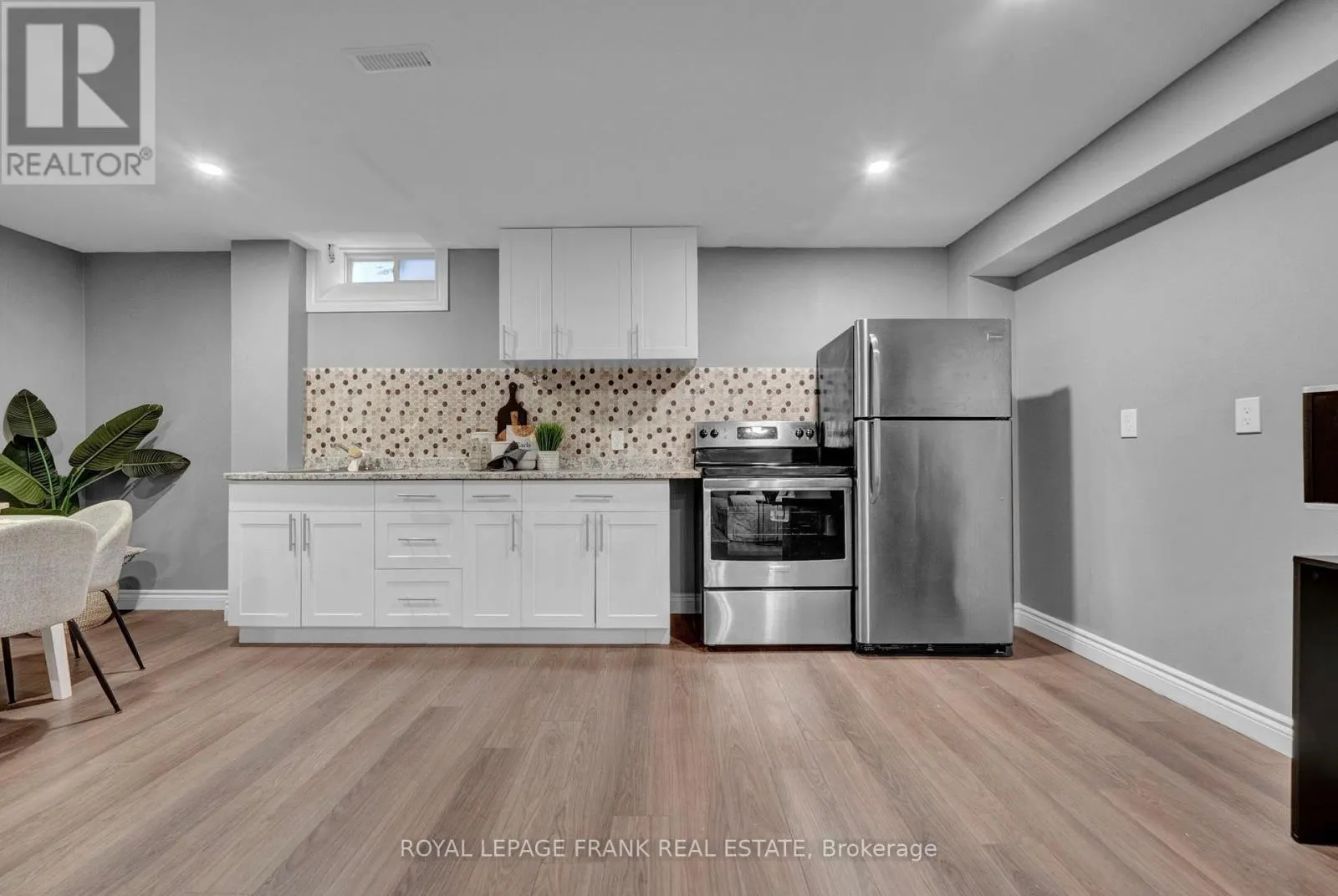 85 BUTSON CRESCENT