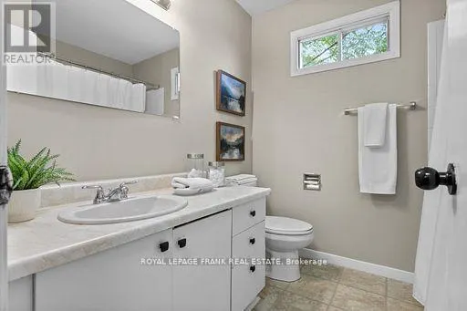 929 SOUTHDOWN DRIVE