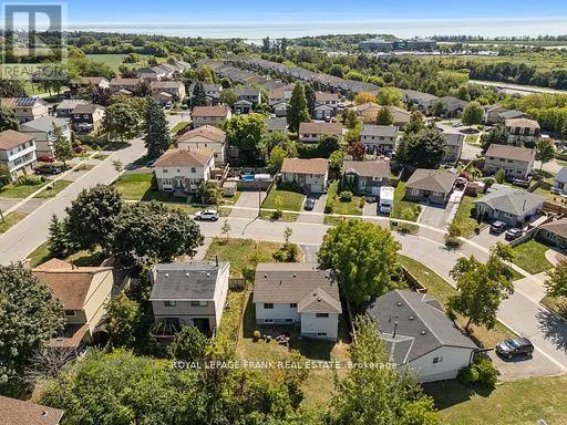 929 SOUTHDOWN DRIVE
