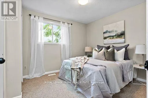 929 SOUTHDOWN DRIVE