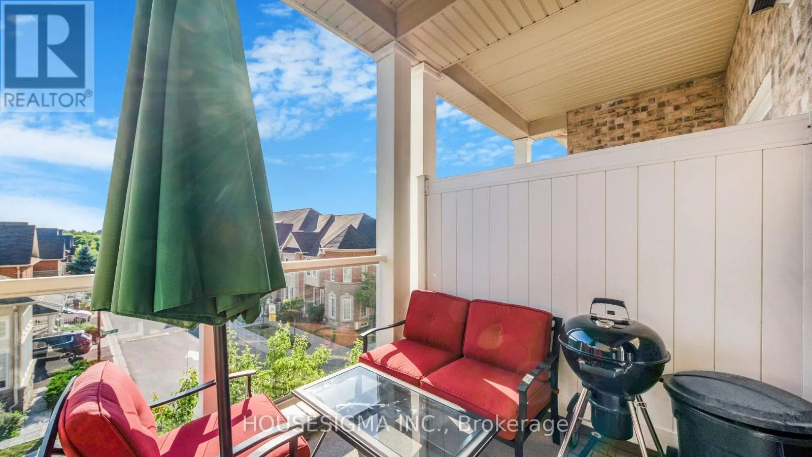 18 LOVEGROVE LANE