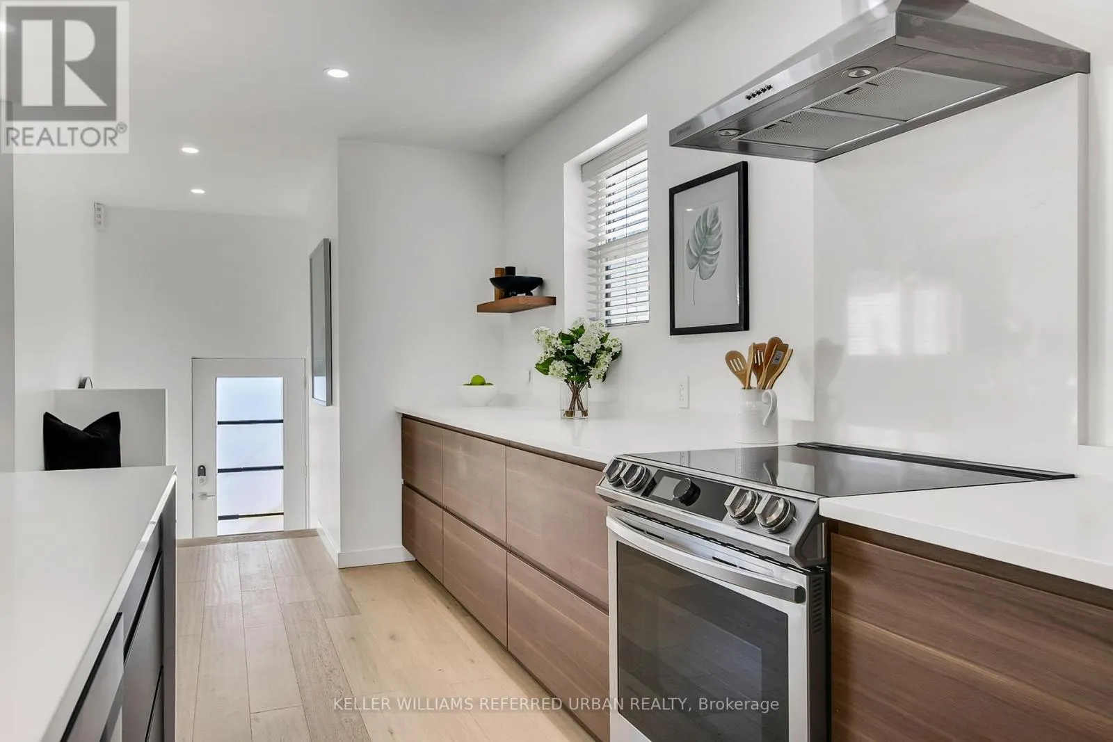 106 LEYTON AVENUE