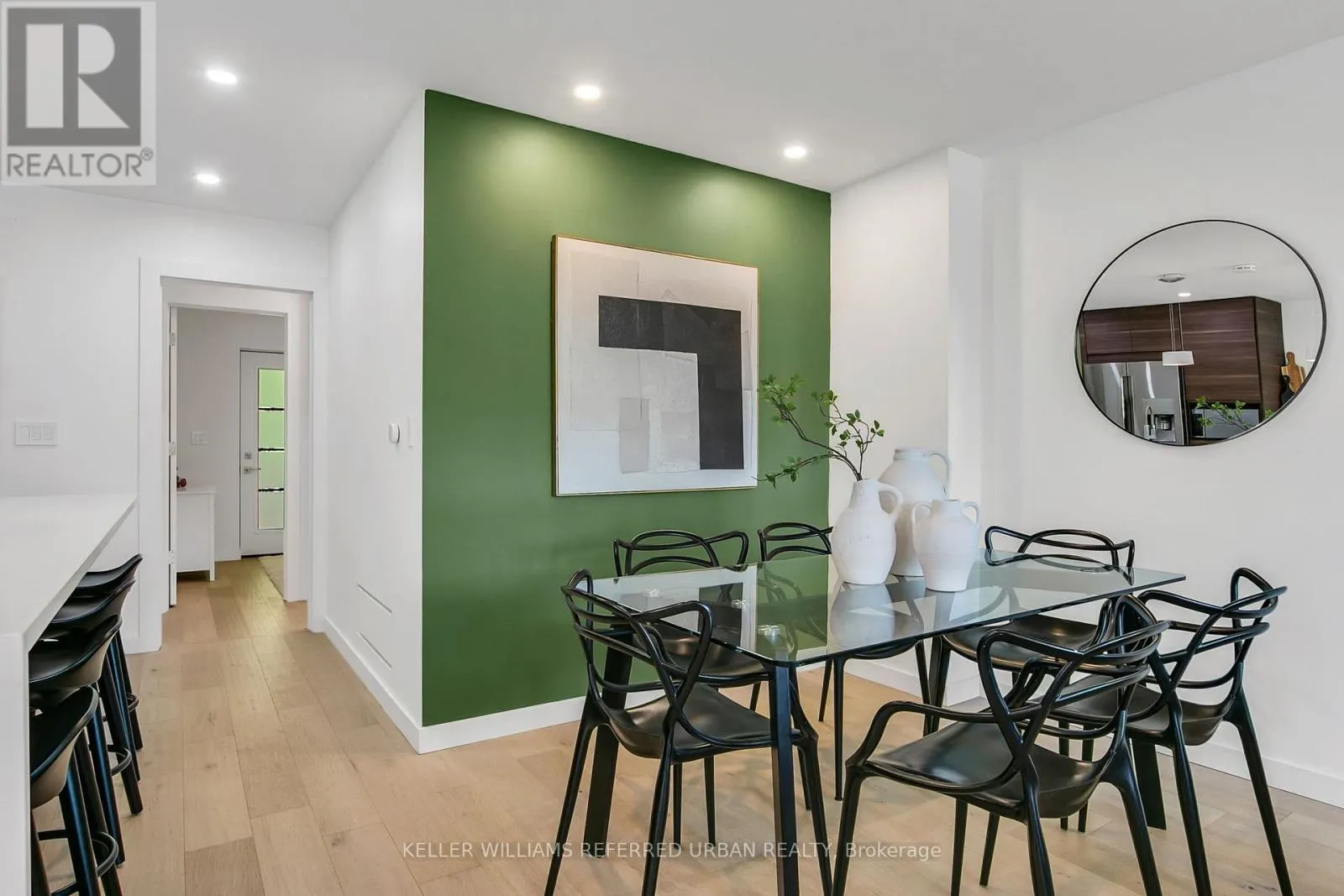 106 LEYTON AVENUE