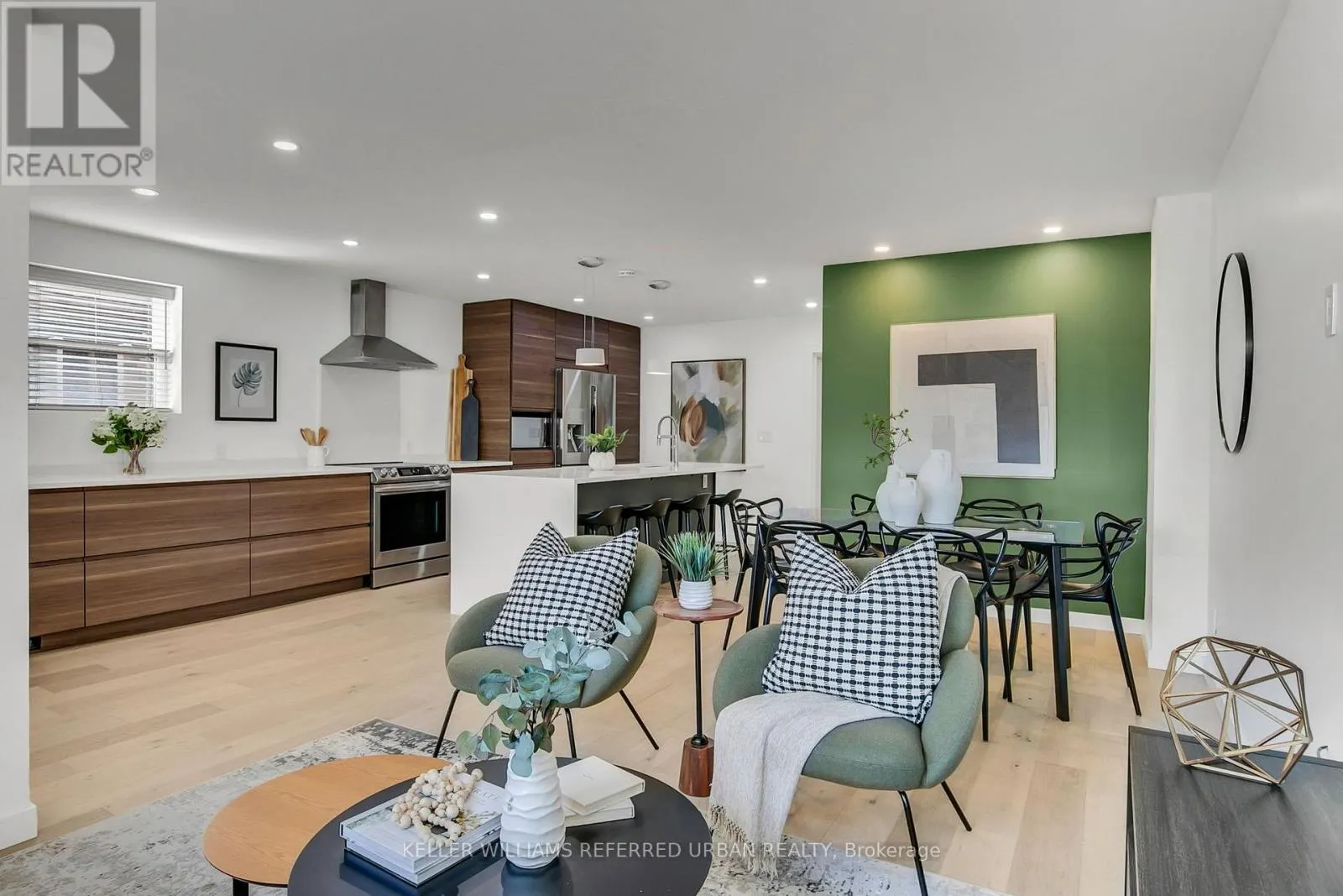 106 LEYTON AVENUE