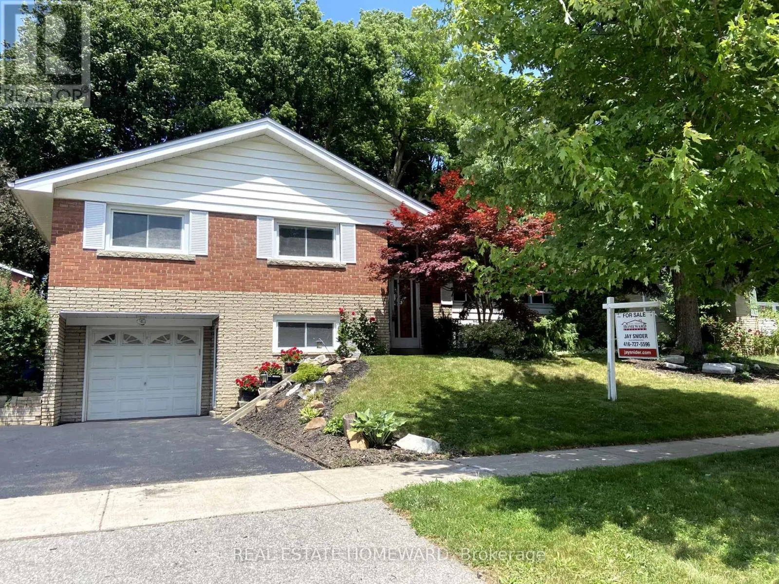 8 BURNVIEW CRESCENT