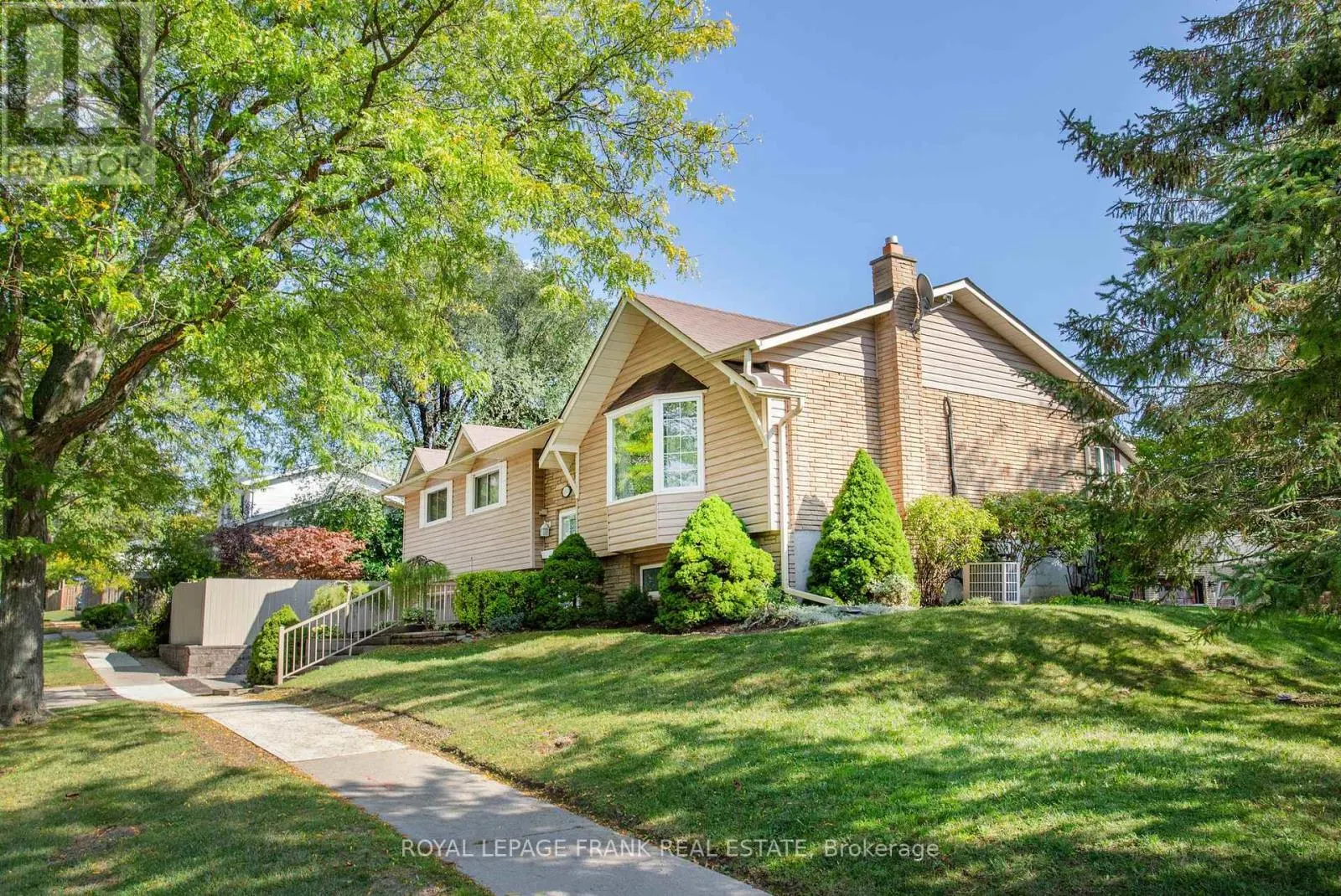 655 BERMUDA AVENUE