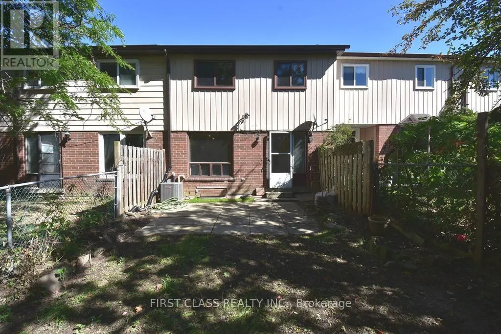 58 BRADSTONE SQUARE