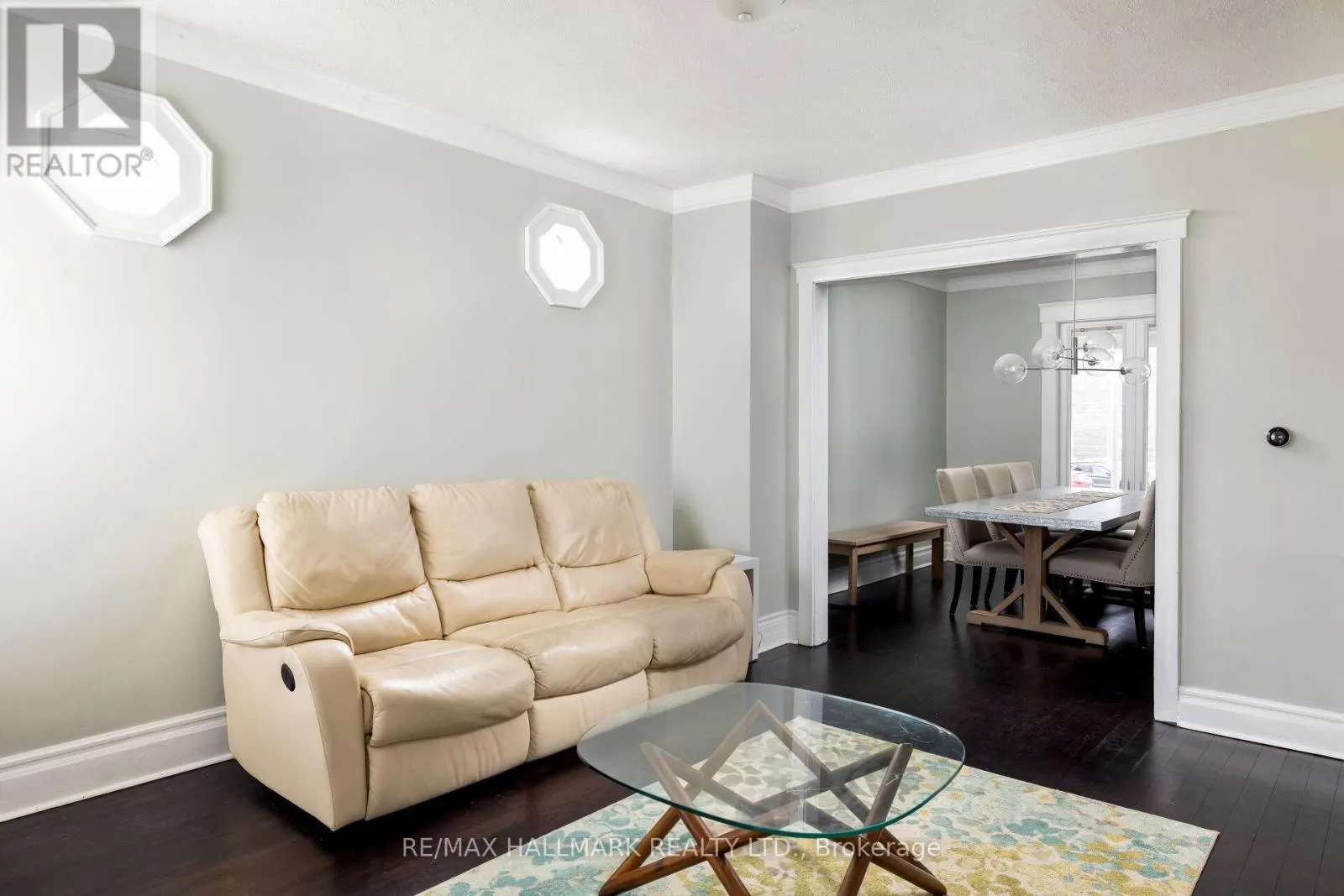 1 HERBERT AVENUE