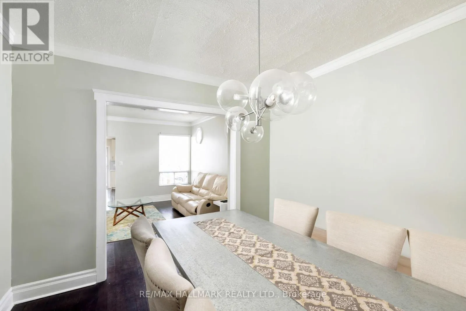 1 HERBERT AVENUE