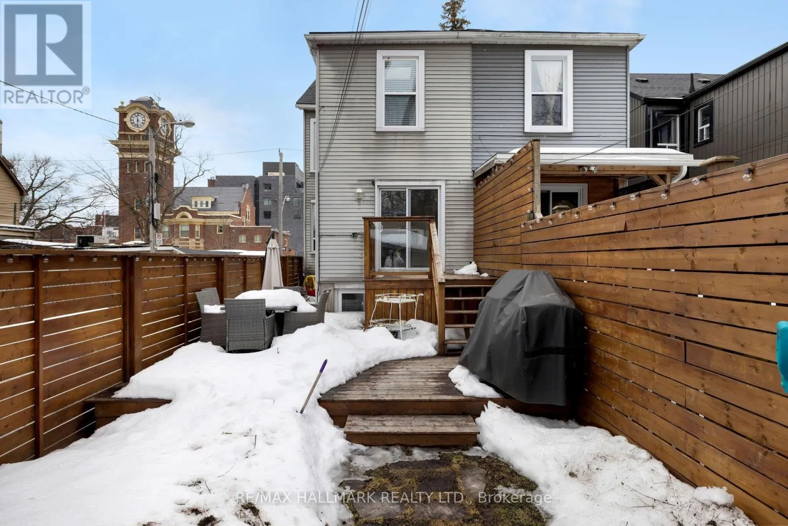 1 HERBERT AVENUE