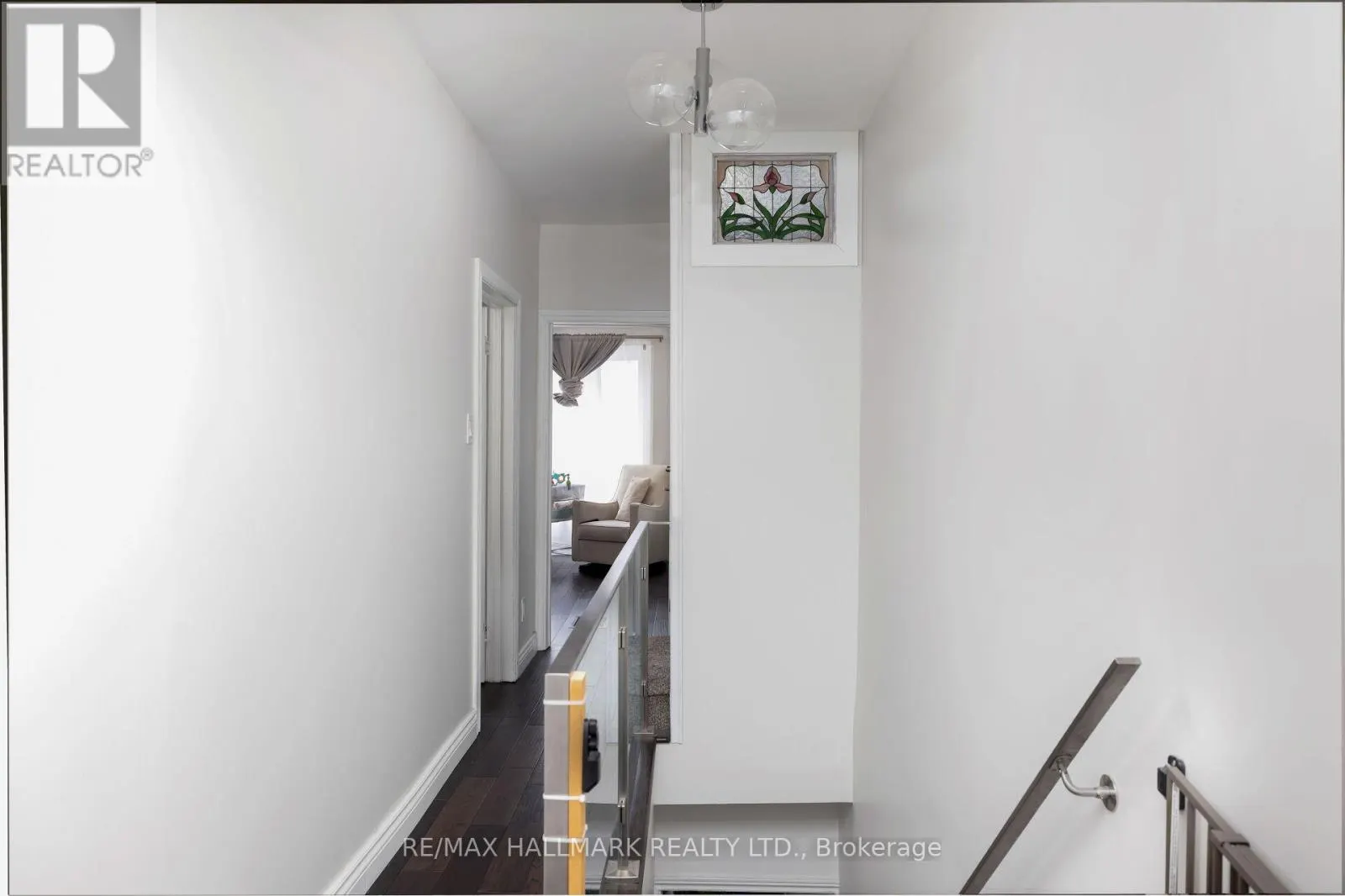 1 HERBERT AVENUE