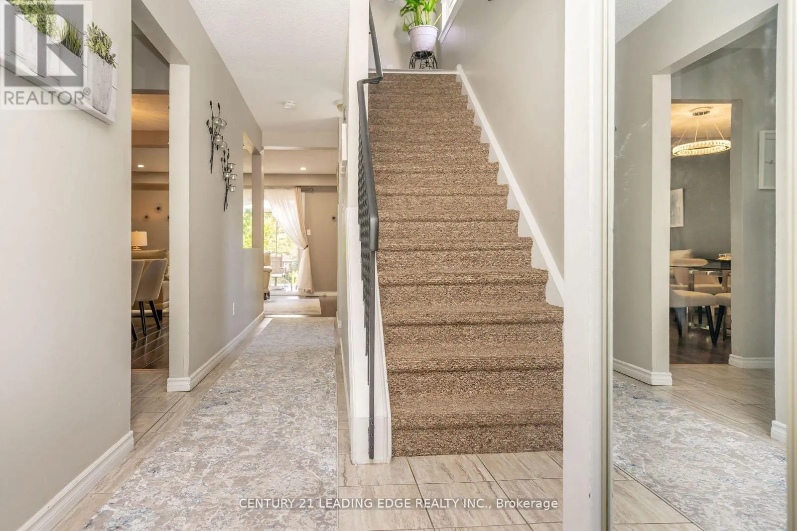 505 LANCELOT CRESCENT