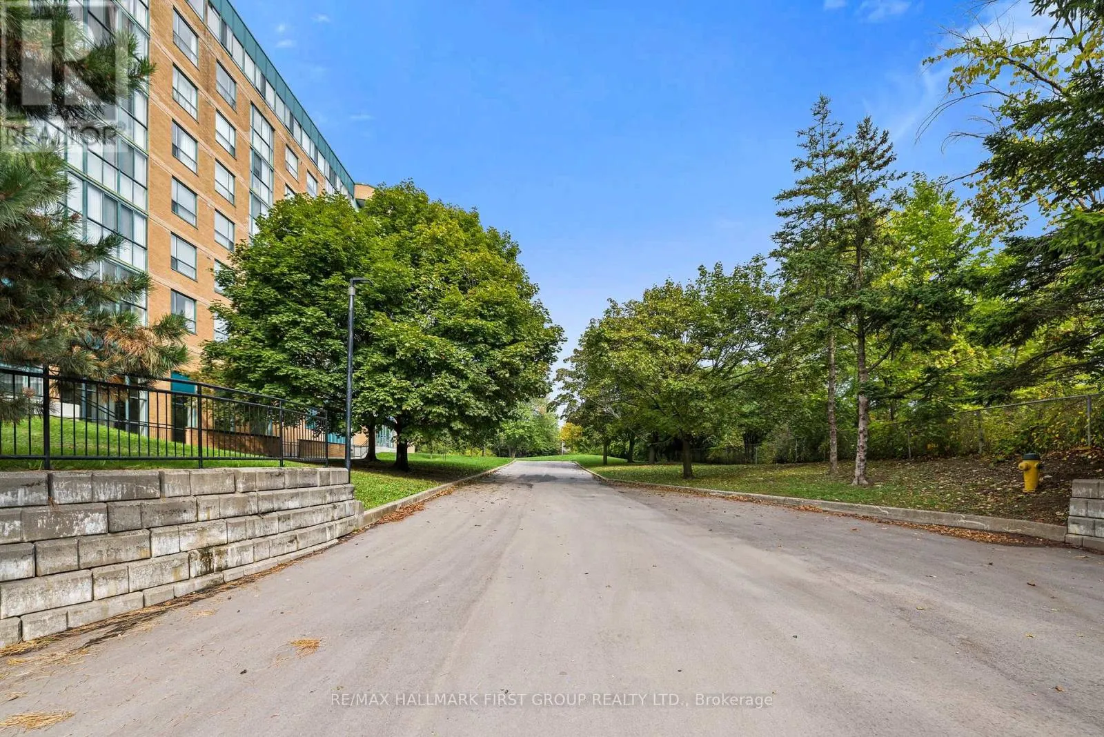 610 - 1665 PICKERING PARKWAY