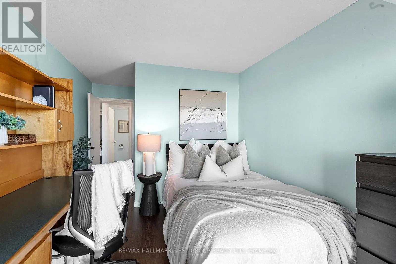 610 - 1665 PICKERING PARKWAY