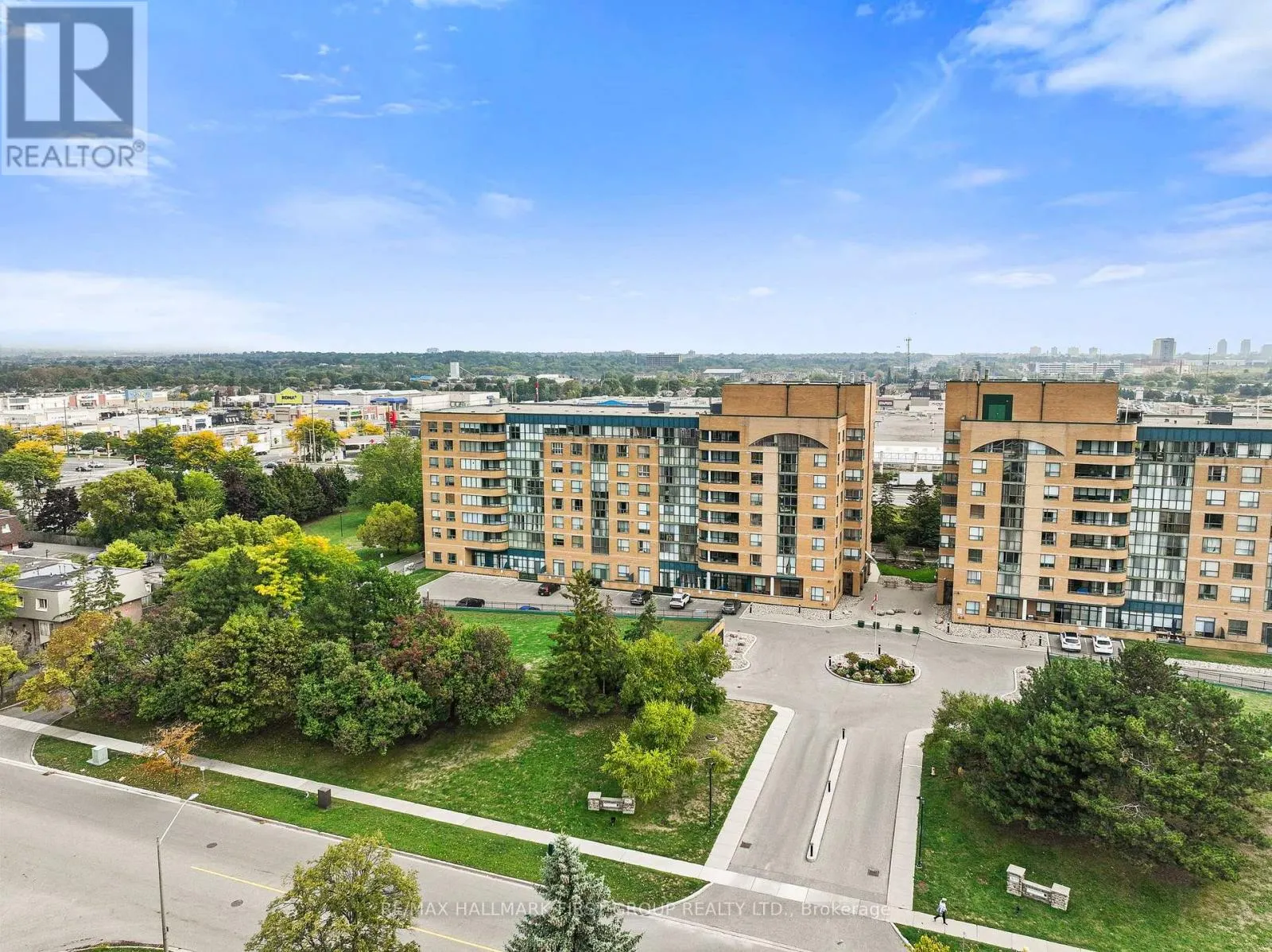 610 - 1665 PICKERING PARKWAY