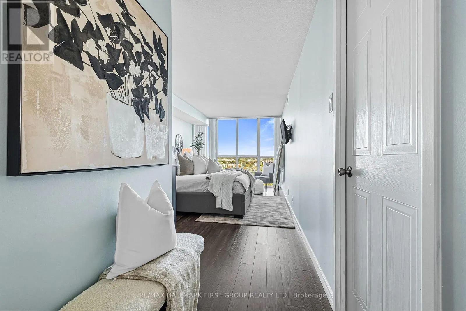 610 - 1665 PICKERING PARKWAY