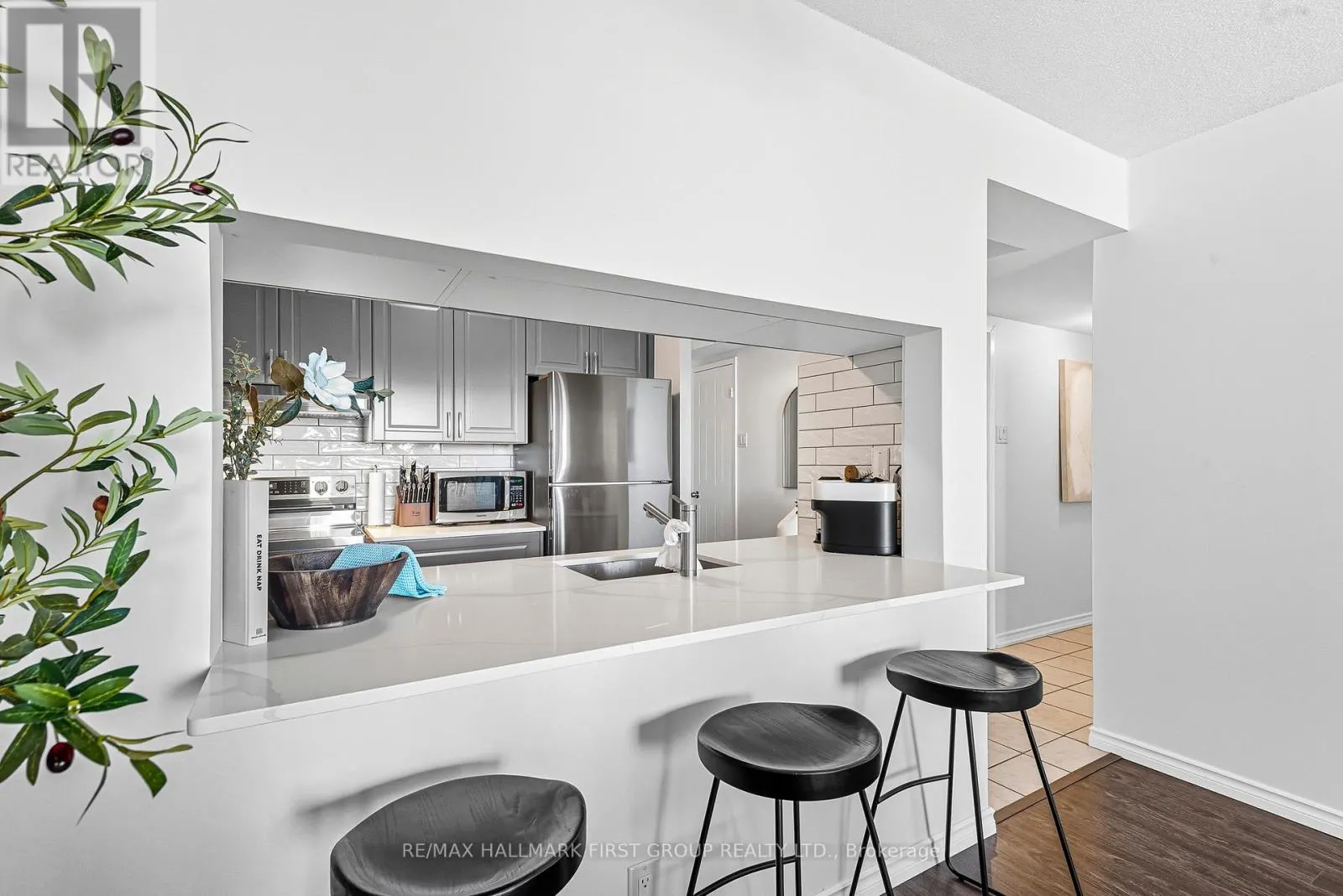 610 - 1665 PICKERING PARKWAY